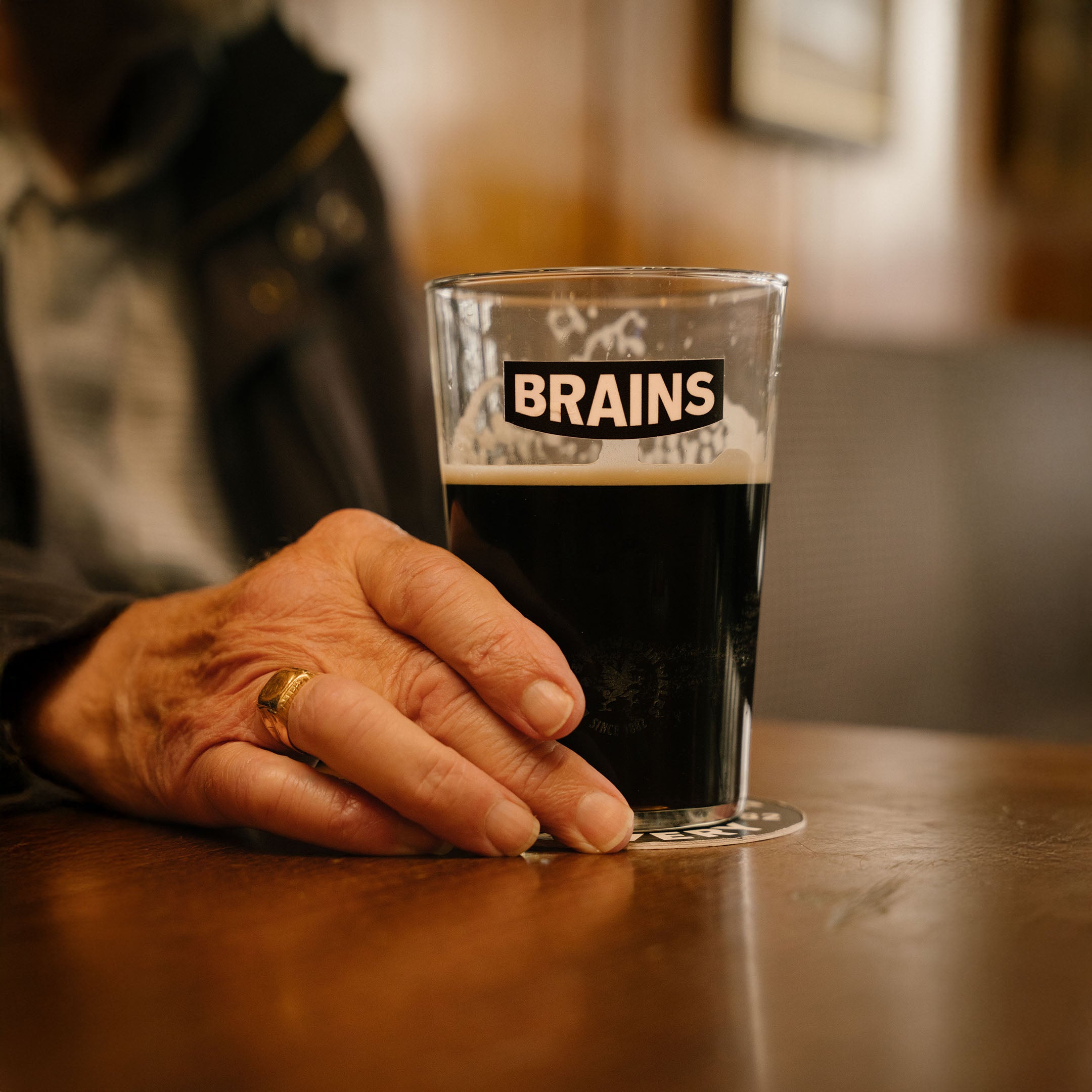 Dark – Brains Brewery